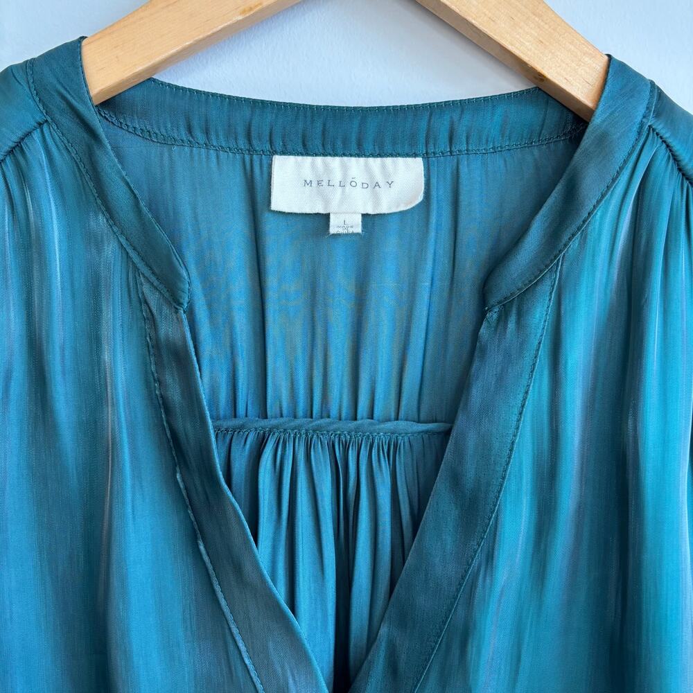 Melloday Satin Peasant Blouse L Flowy Pleated Smocked Boho Chic Office Siren - Picture 2 of 9